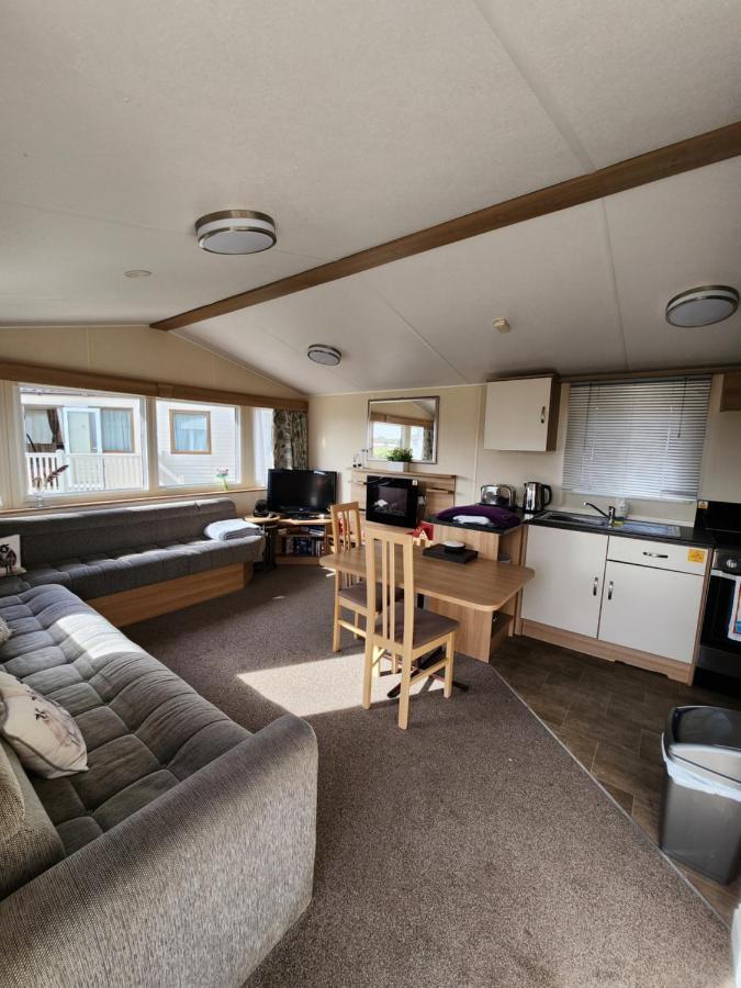 Lakeside Cotswold Holiday Home Cirencester Exteriér fotografie