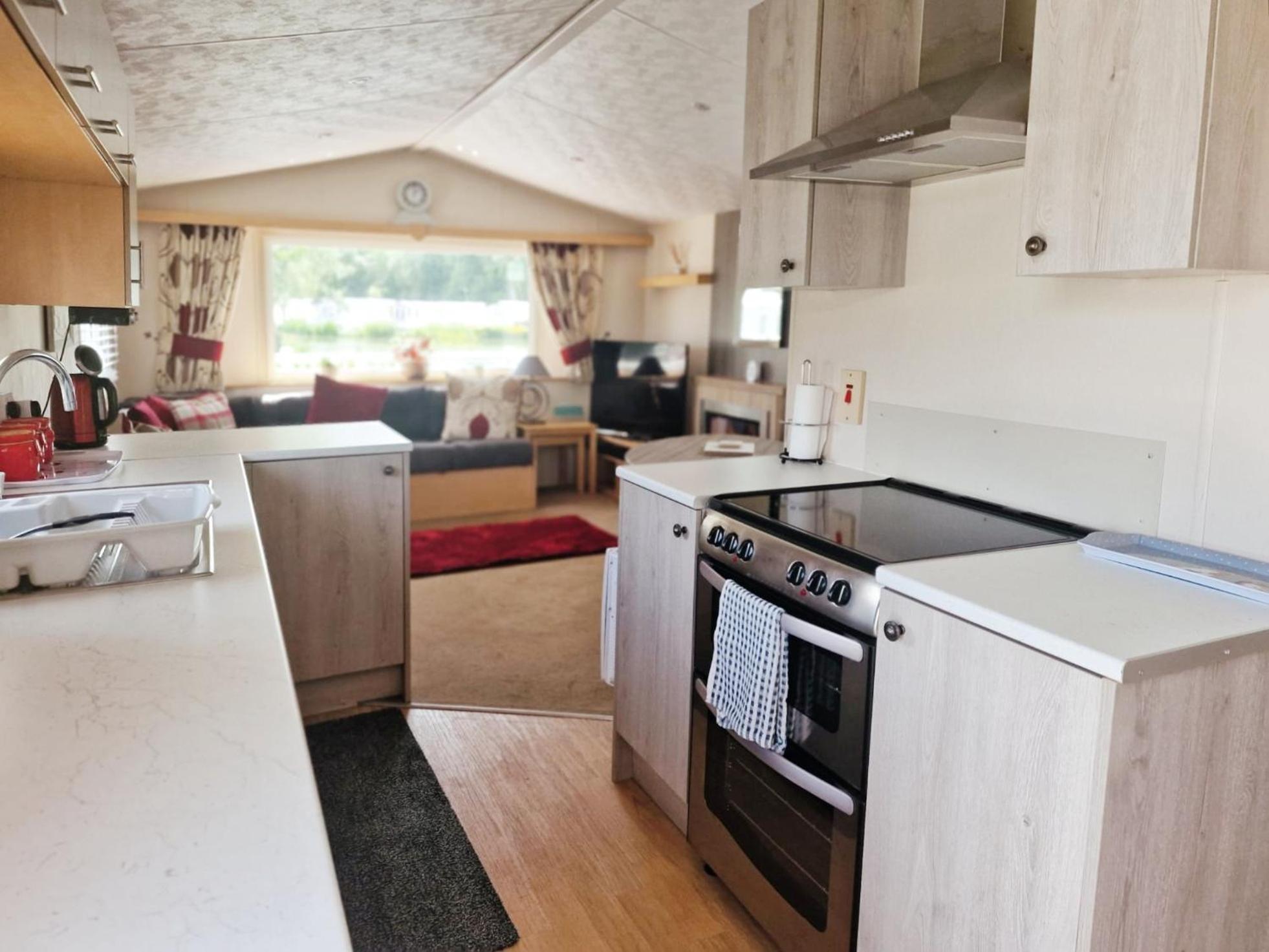 Lakeside Cotswold Holiday Home Cirencester Exteriér fotografie