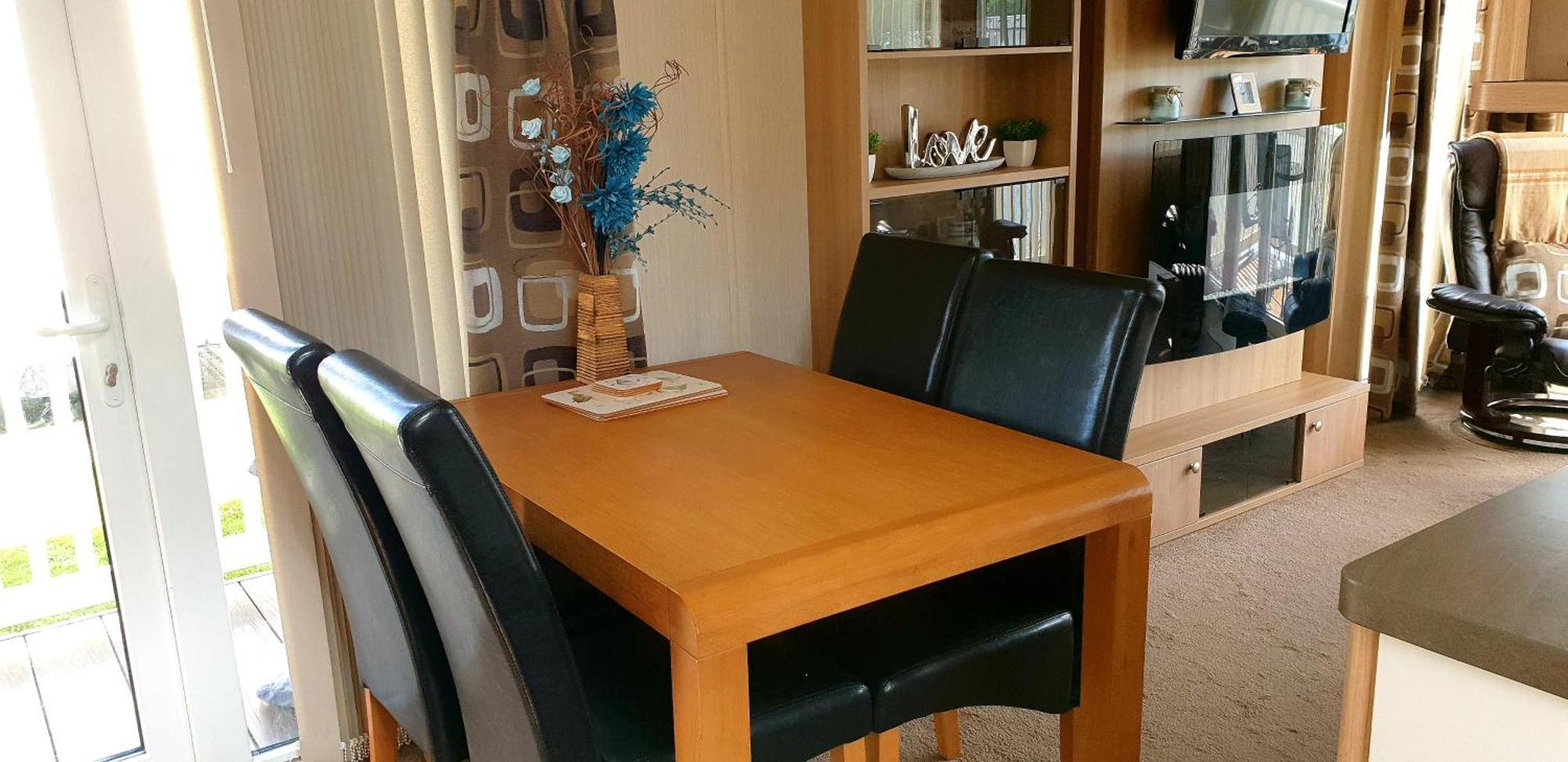 Lakeside Cotswold Holiday Home Cirencester Pokoj fotografie